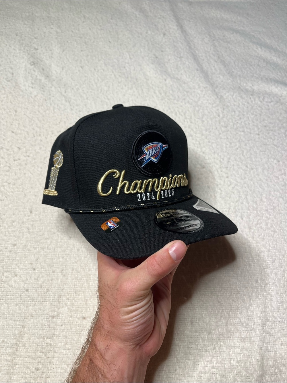 NWT New Era NBA OKC Oklahoma City Thunder 2025 Finals Locker Room Snapback Hat